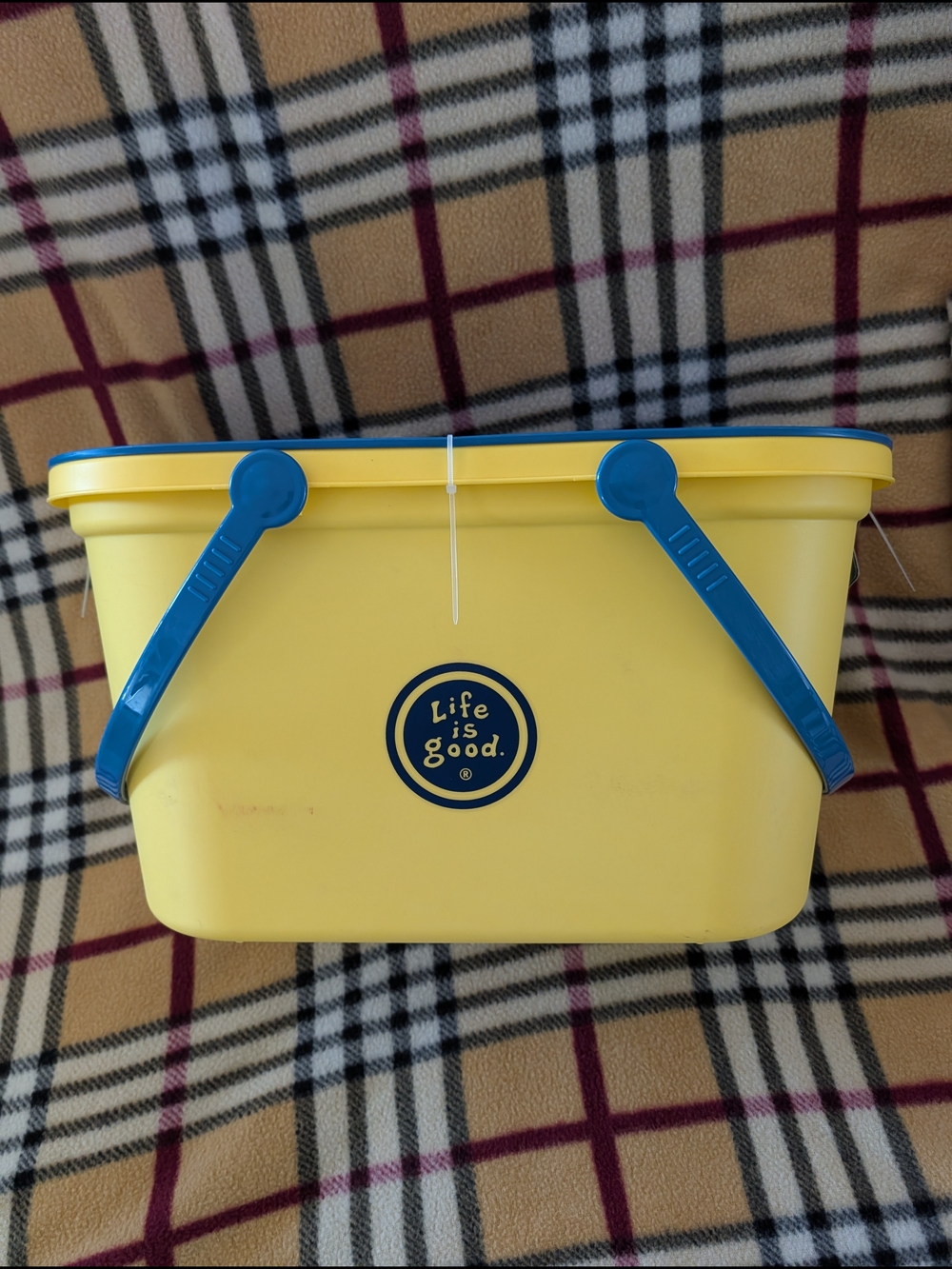 Life Is Good Beach Bucket With Sand Tools - Picture 3 of 4